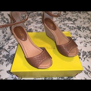 KENNETH COLE Reaction platforms